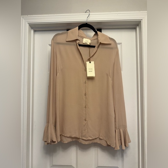 Dixie DX Collection Camel Beige Long Sleeve Button Down Ruffle Sleeve Size S - Picture 1 of 6